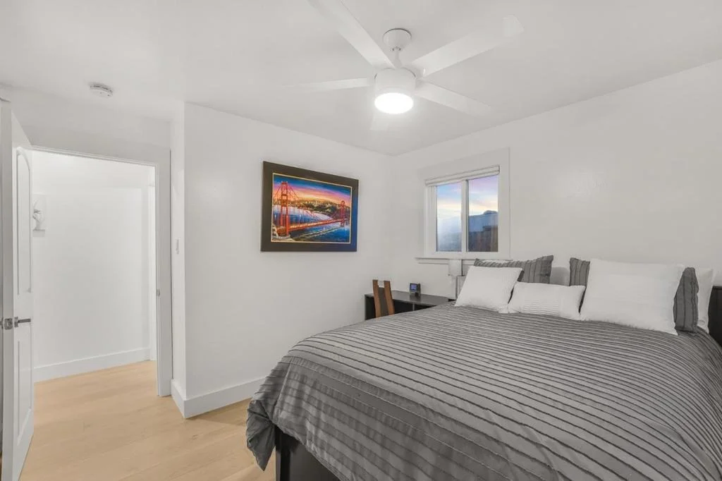 Photo of 204 Shoreview Avenue