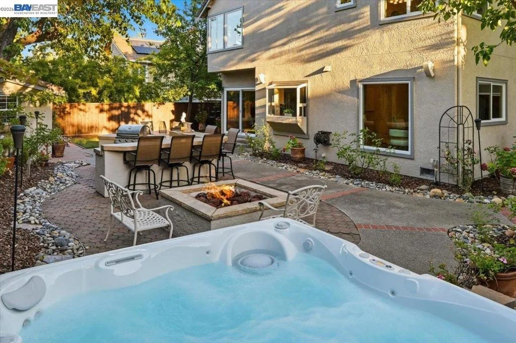 Photo of 3766 Valley View Way