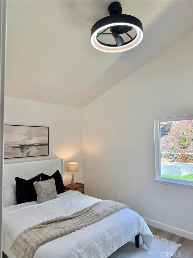 Photo of 27181 Cedros