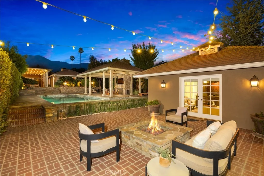Photo of 340 Arbolada Drive