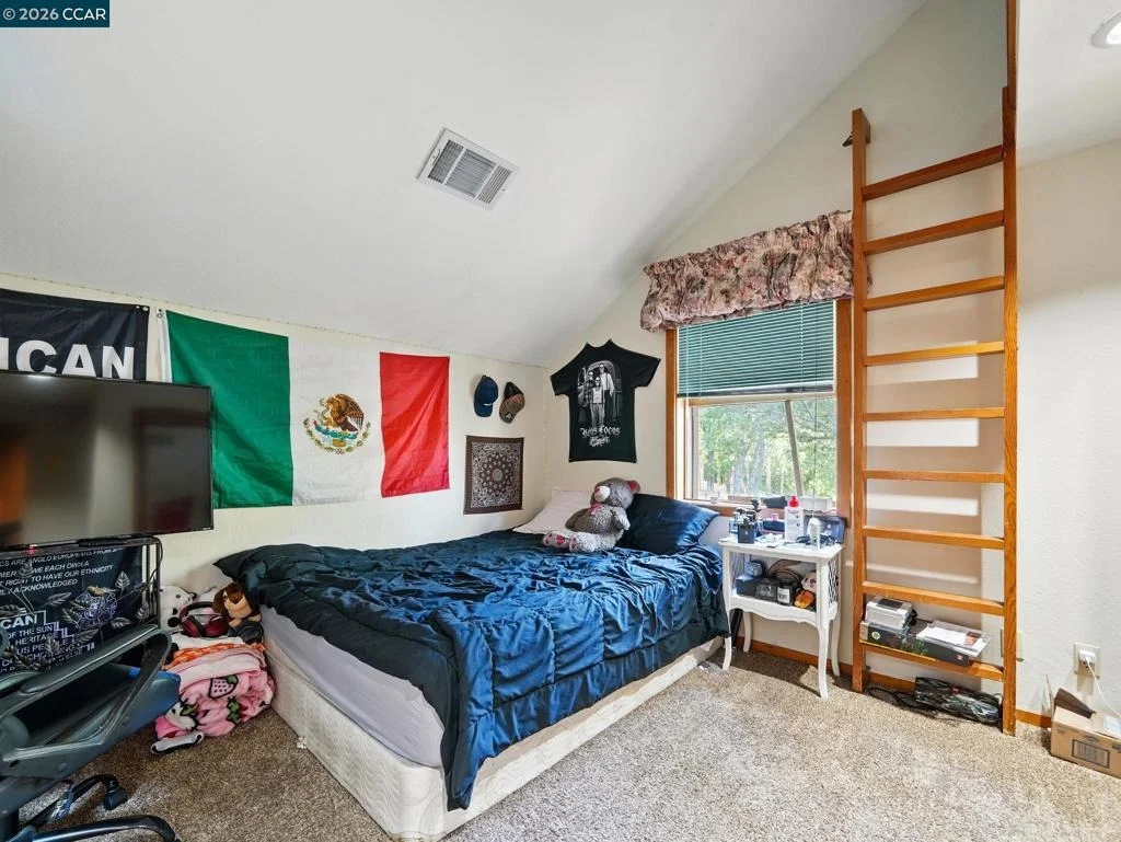 Photo of 2000 Curry Canyon Rd