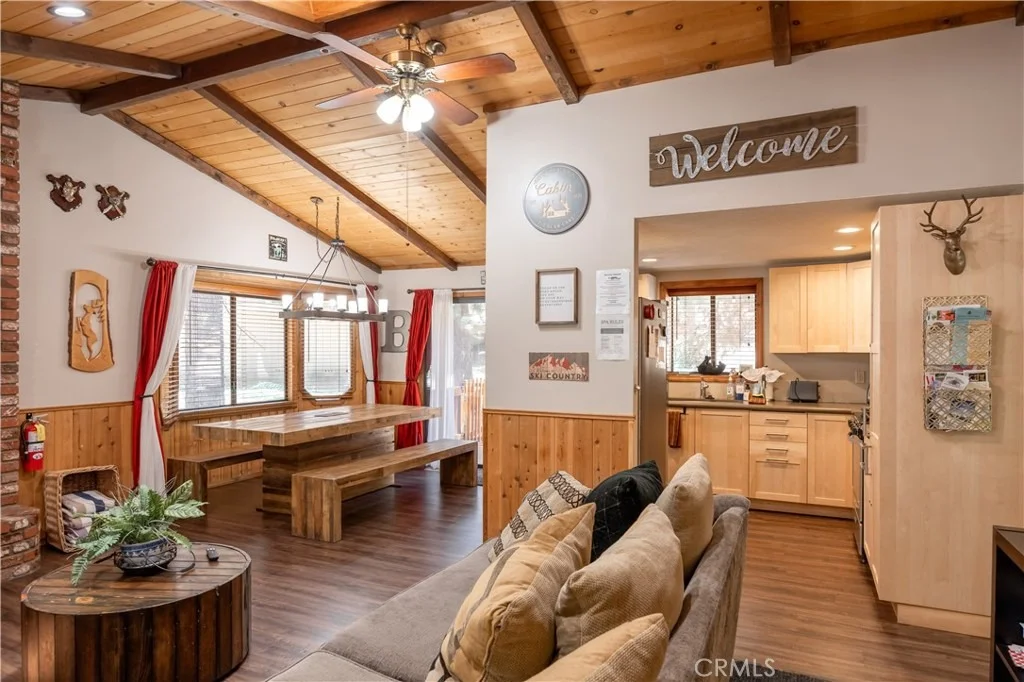 Photo of 42401 Avalon Road