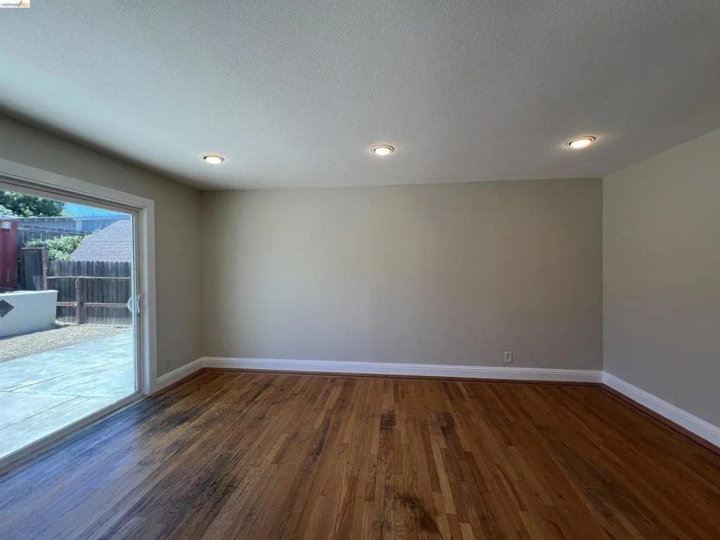 Photo of 2467 Tanager Cir