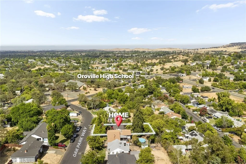 Photo of 15 Oak Park Way