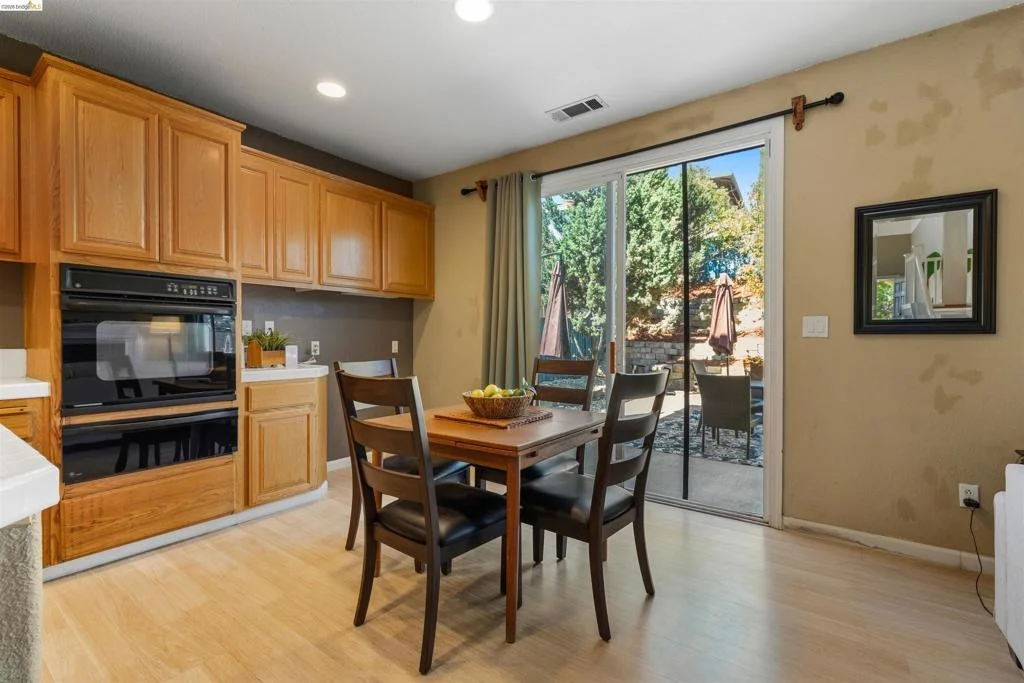 Photo of 1842 Sanger Peak Way