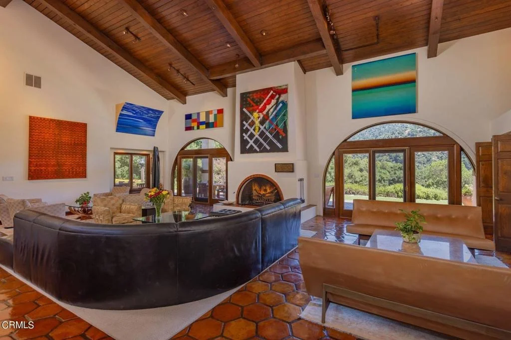 Photo of 10829 10883 Oak Knoll Road