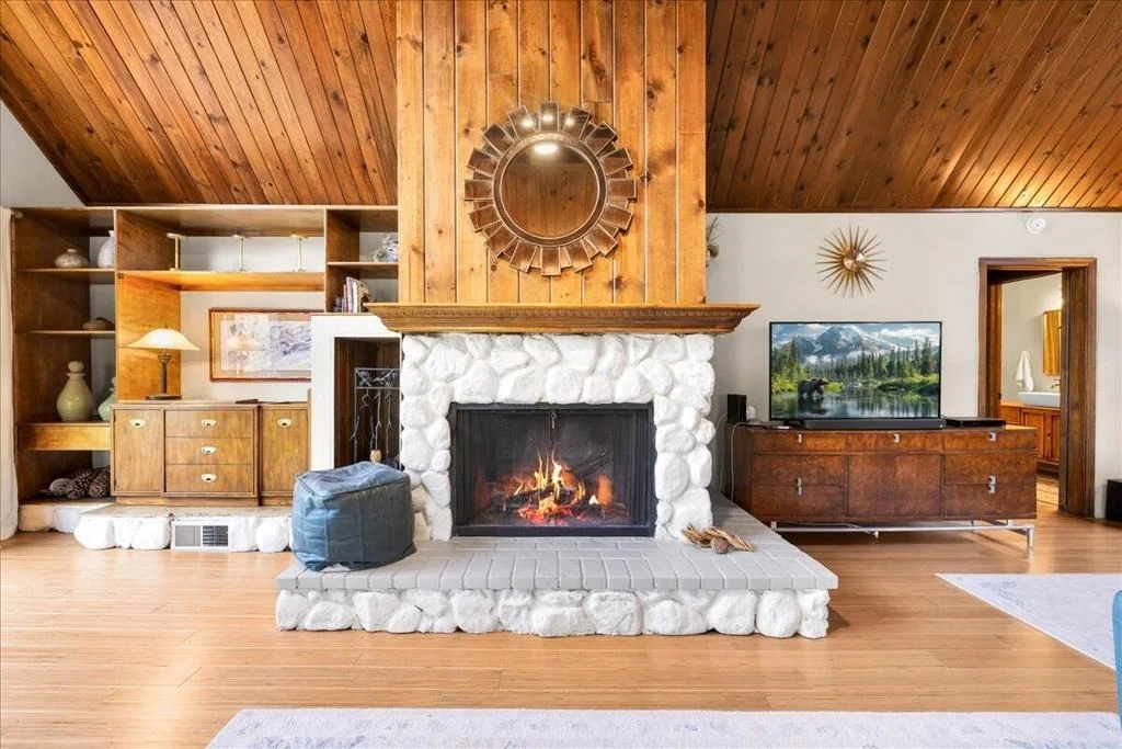 Photo of 26623 Hillcrest Lane