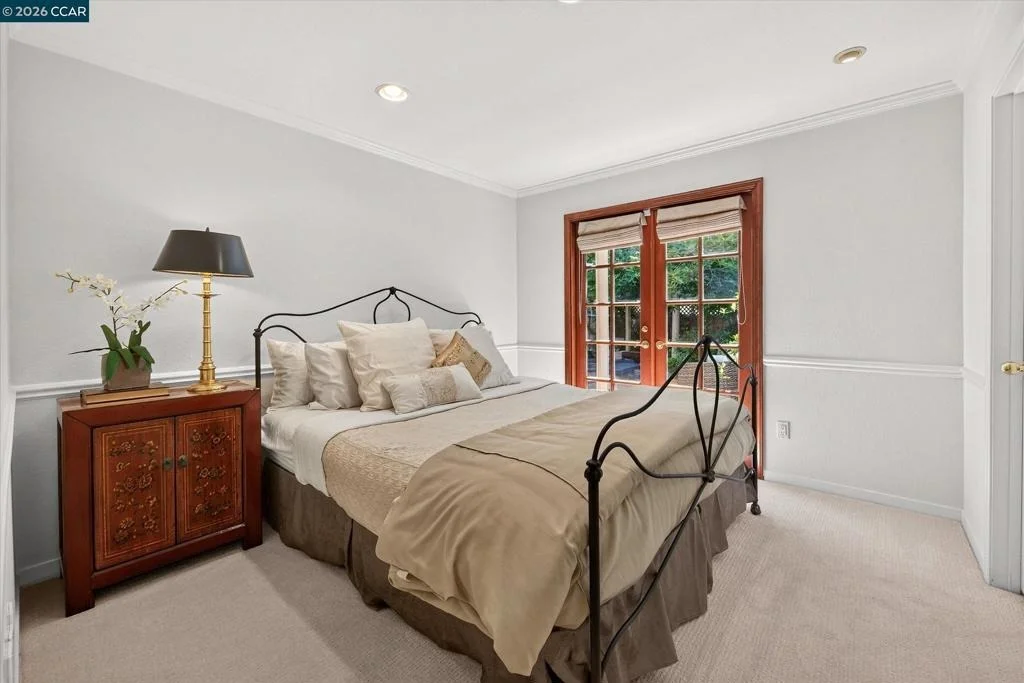 Photo of 549 Buttonwood Dr