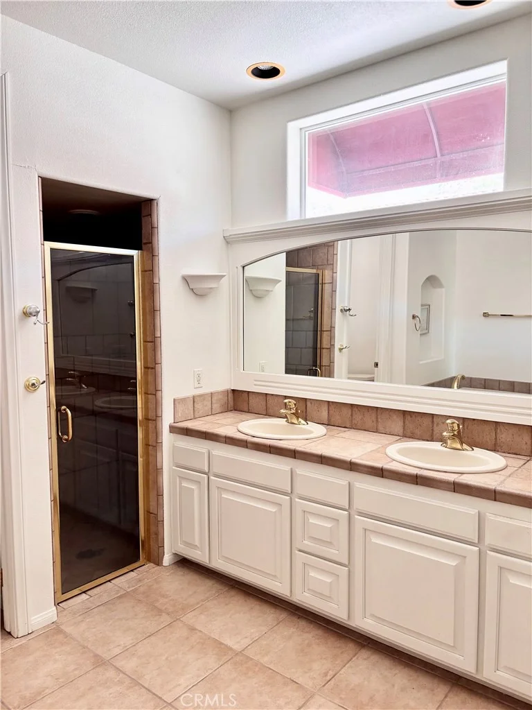 Photo of 7495 Canyon Drive