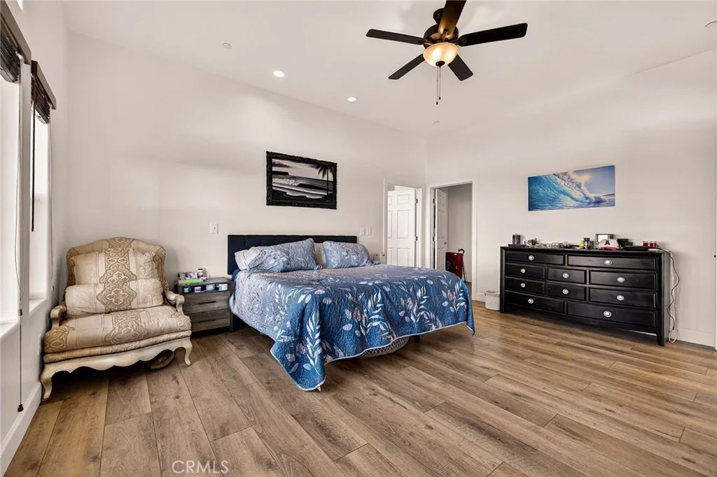 Photo of 4620 Sandpiper