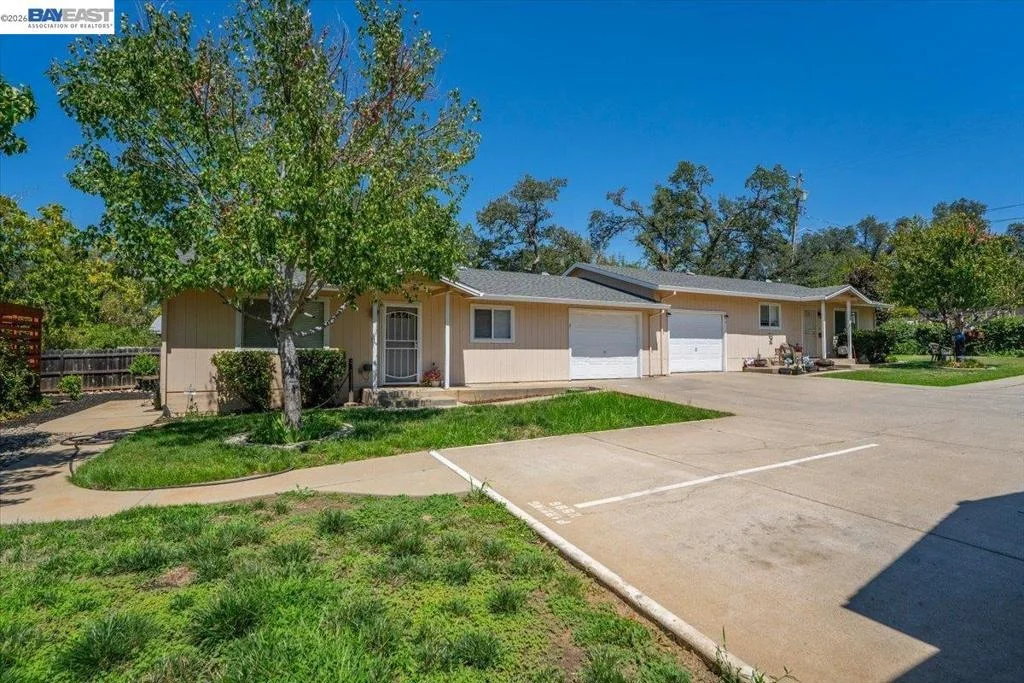 Photo of 2584 Reservoir Ln