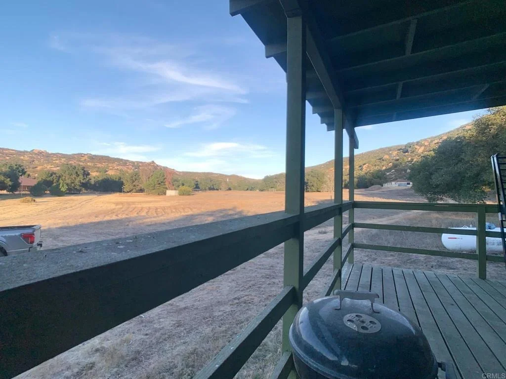 Photo of 24352 Featherstone Canyon Rd