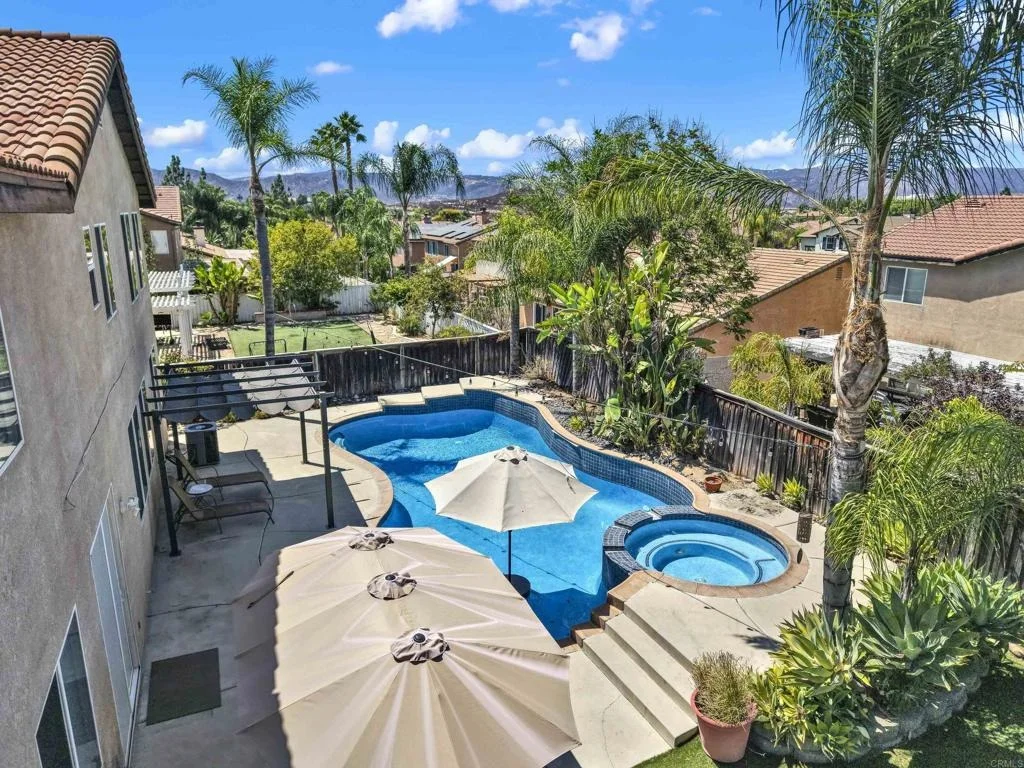 Photo of 40865 Robards Way