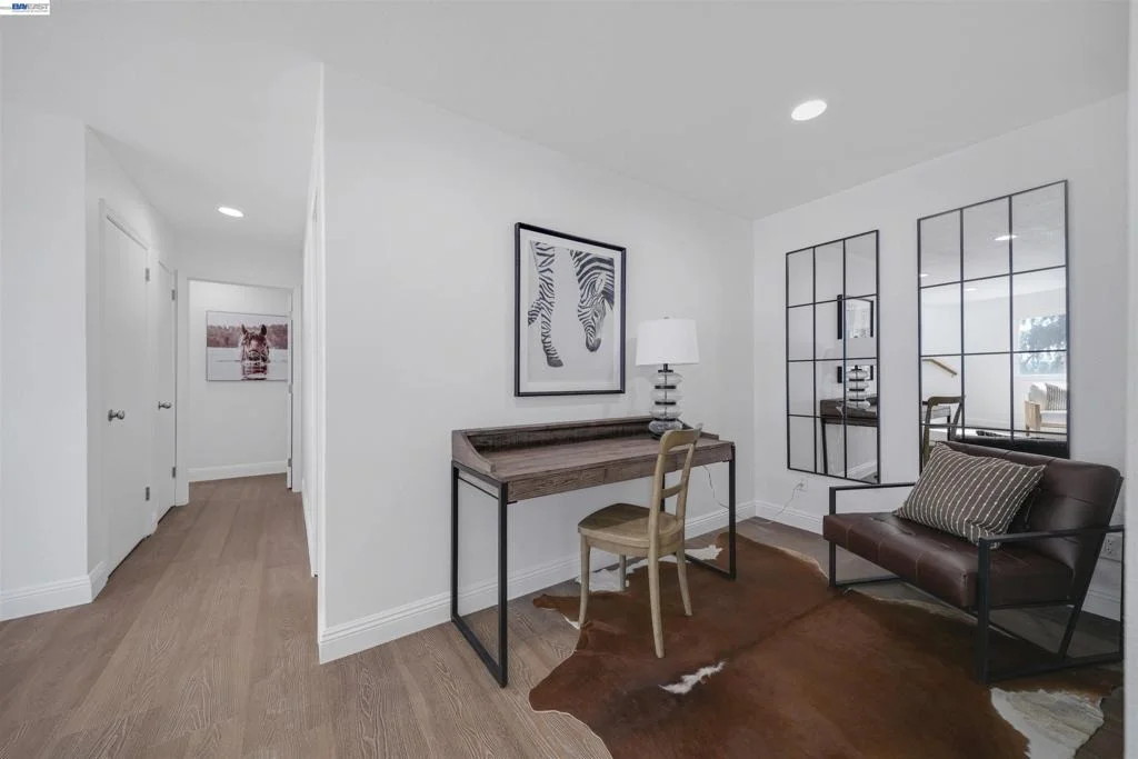Photo of 1069 Central Blvd