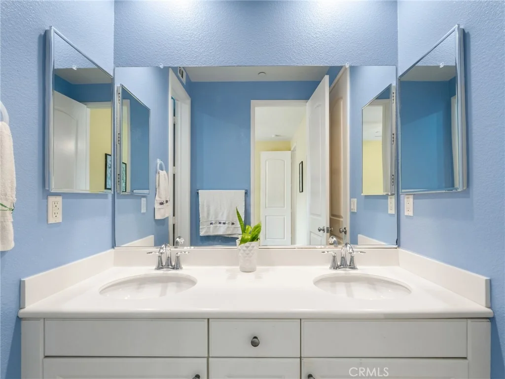 Photo of 4106 Lake Circle