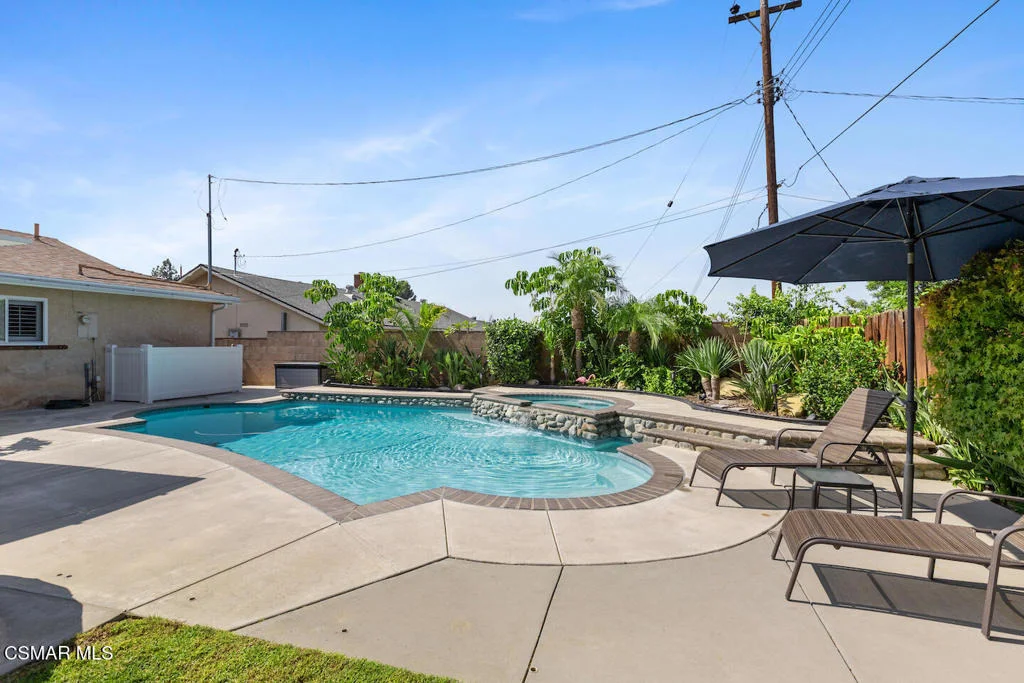 Photo of 3339 Bryan Avenue