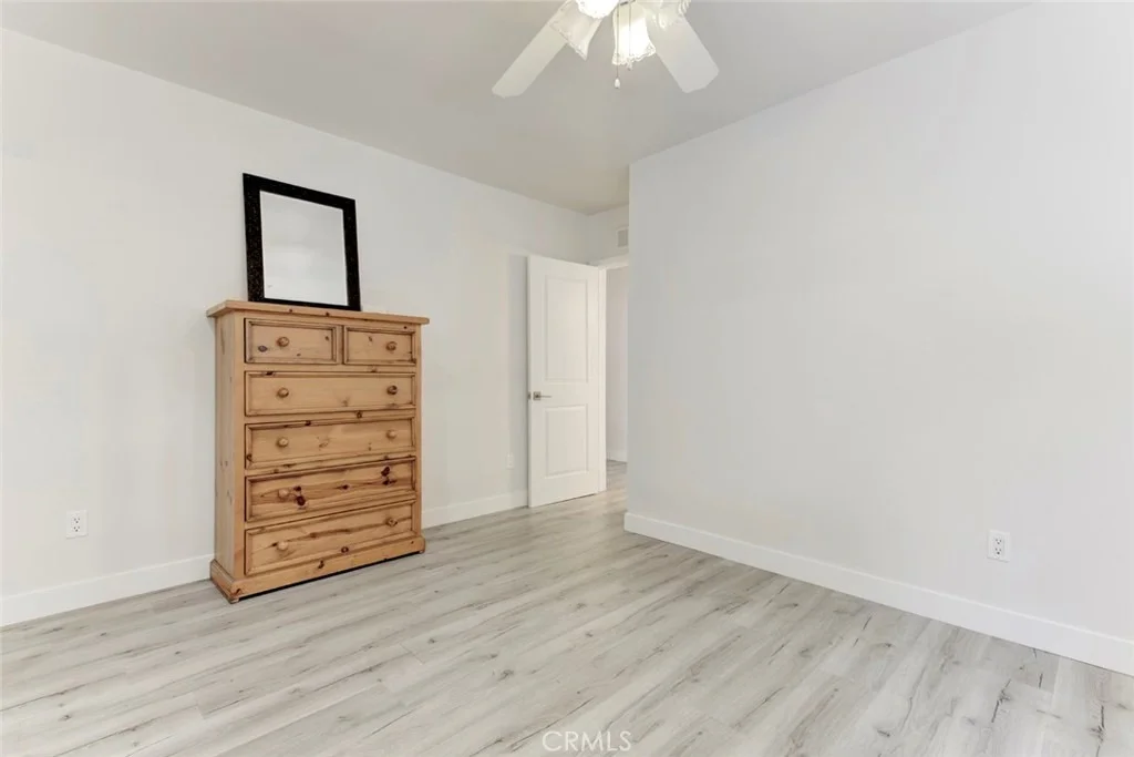 Photo of 6916 Estepa