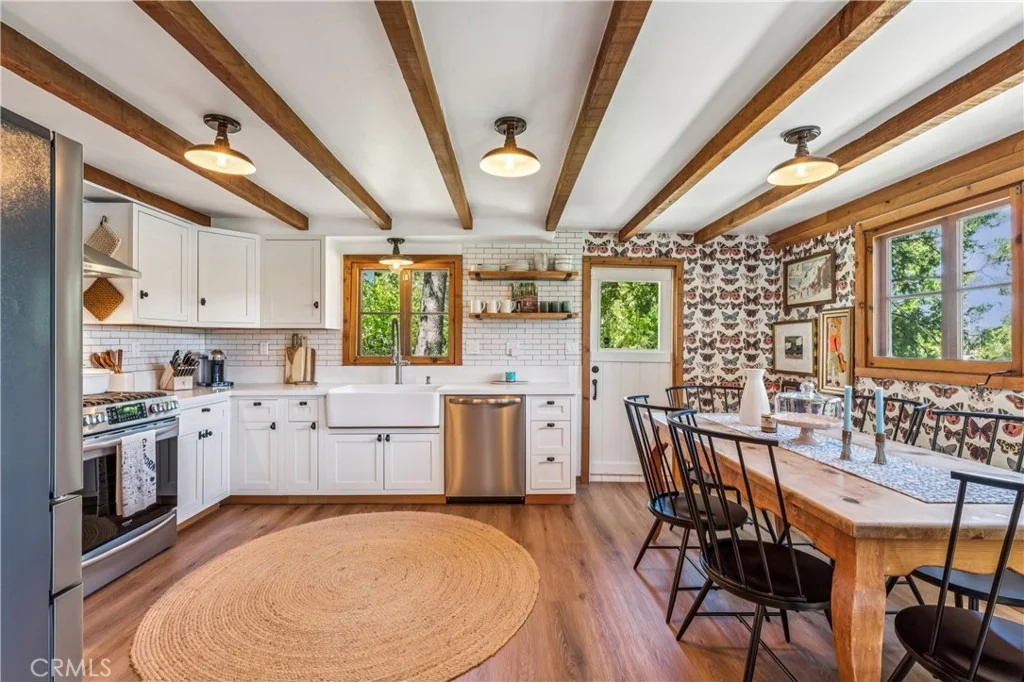 Photo of 28901 Palisades