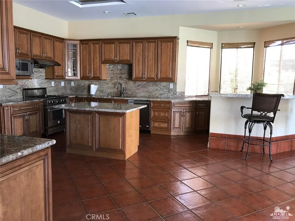 Photo of 10 Tucson Circle