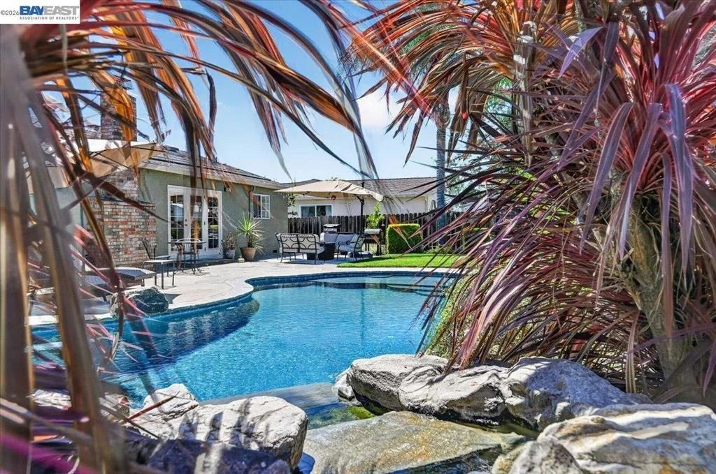 Photo of 118 Diamond Dr