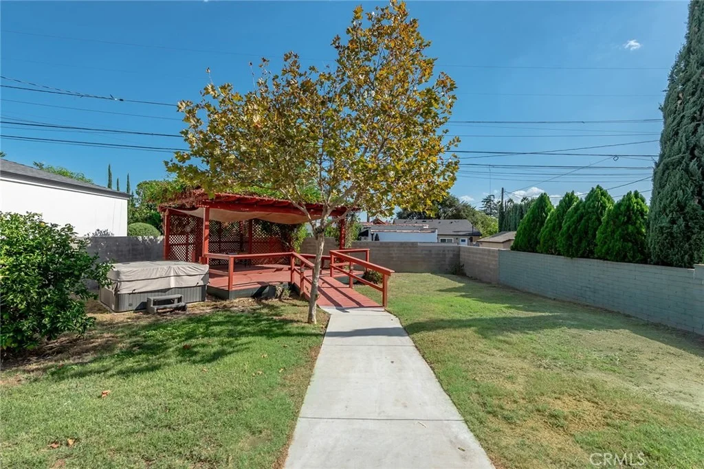 Photo of 1216 Alameda Avenue