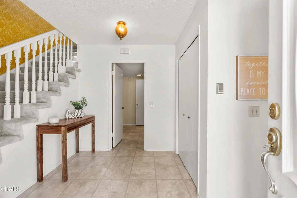 Photo of 207 Gorrion Avenue
