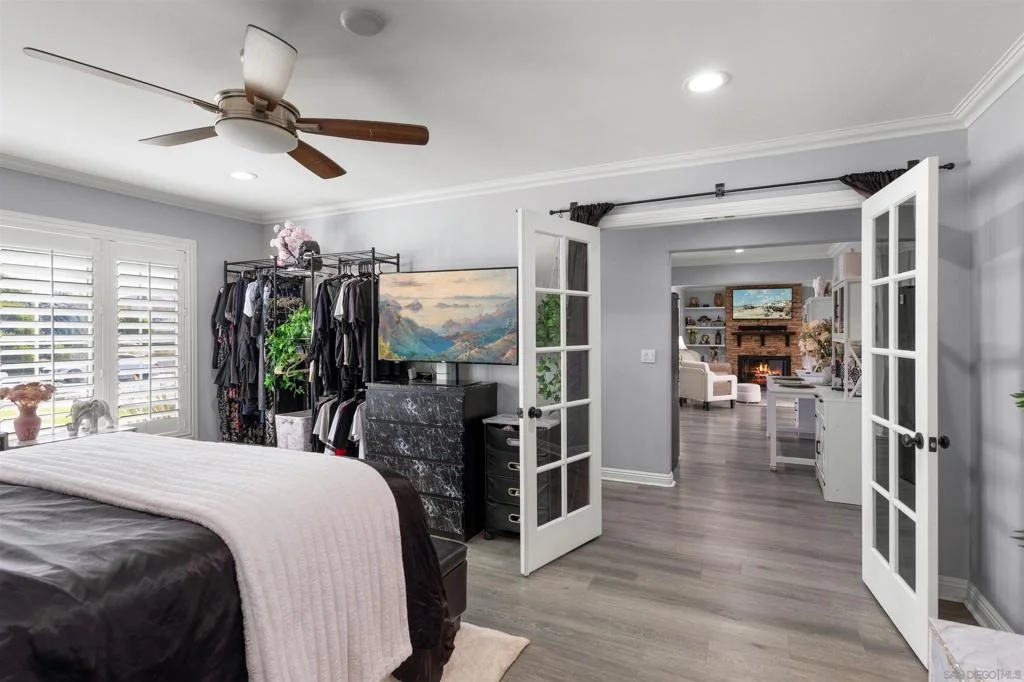 Photo of 3037 Camarillo Ave.