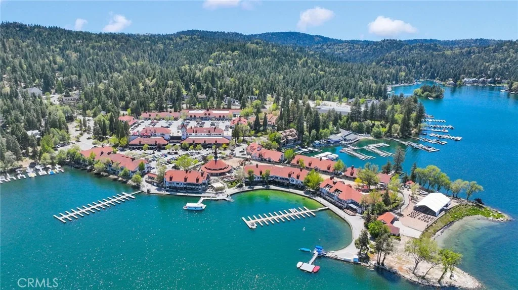 Photo of 739 Lake Drive