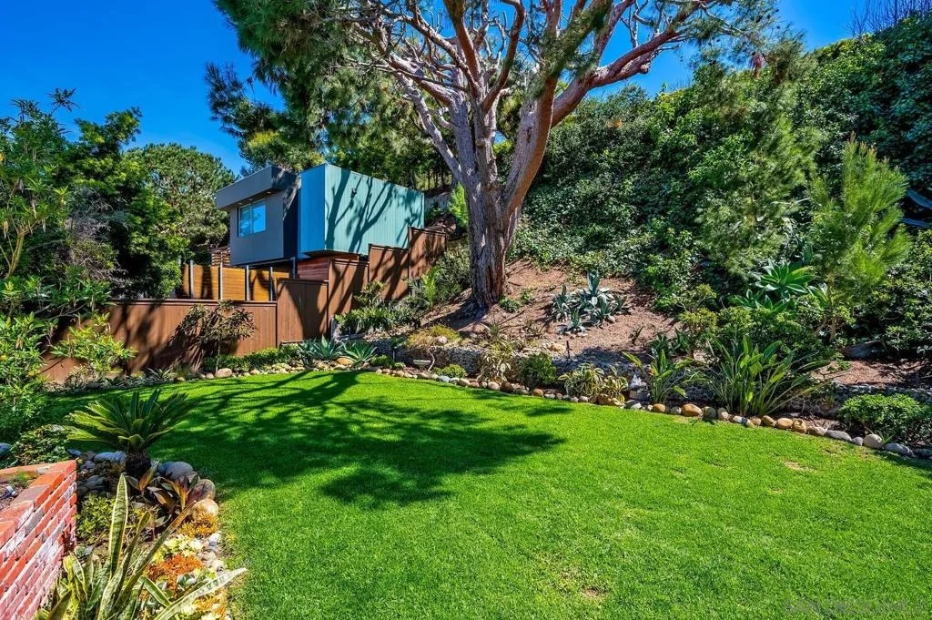 Photo of 6455 Avenida Wilfredo
