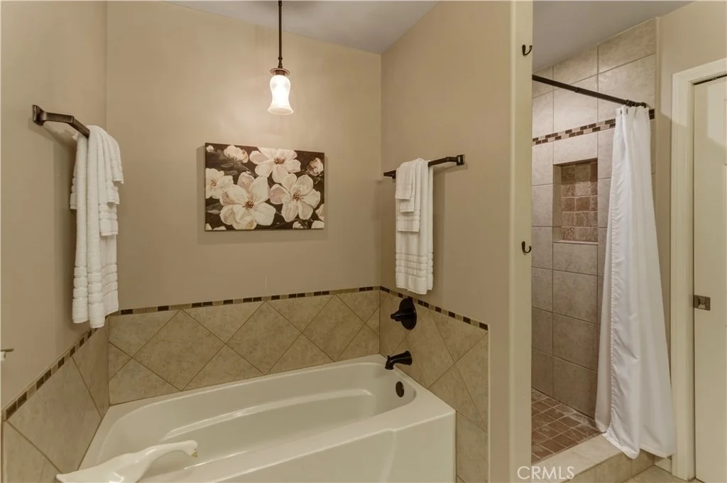 Photo of 1611 Hillcrest
