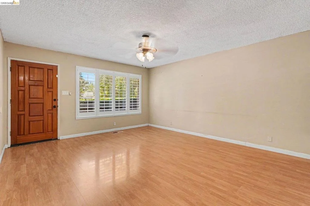 Photo of 1126 Mission Dr