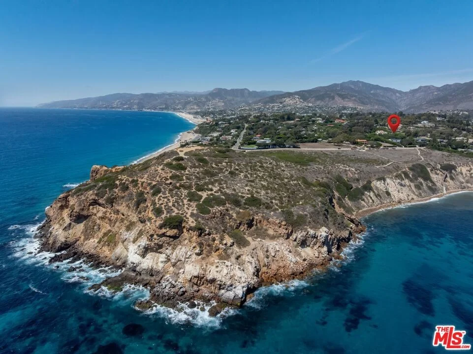 Photo of 29225 Cliffside Drive