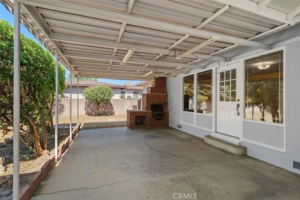 Photo of 417 E Cornell