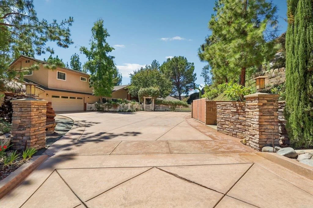 Photo of 3129 Via Viejas