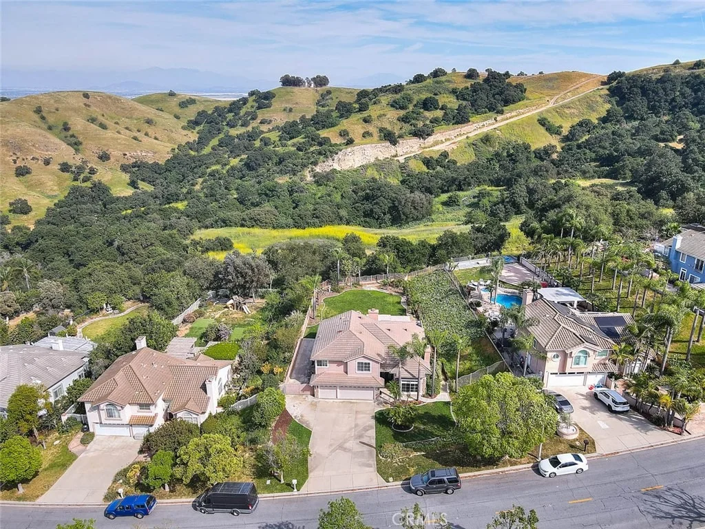Photo of 16049 Pinnacle