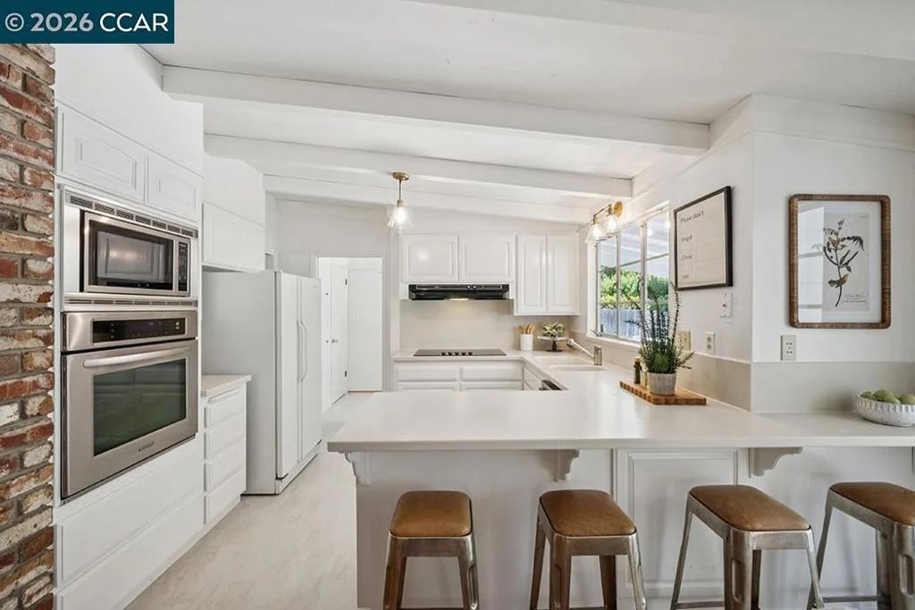 Photo of 3435 Black Hawk Rd