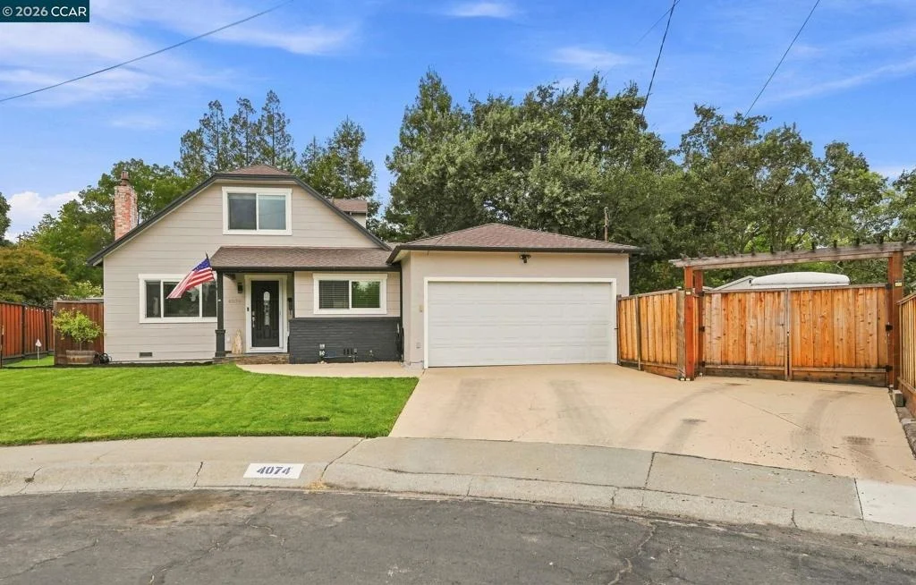 Photo of 4074 Hamlet Ct