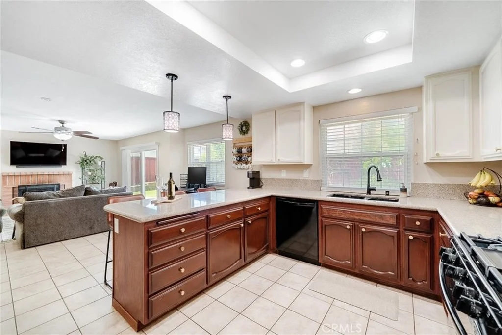 Photo of 9048 Meadowrun