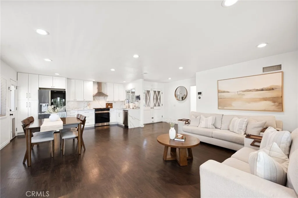 Photo of 6867 Morningside