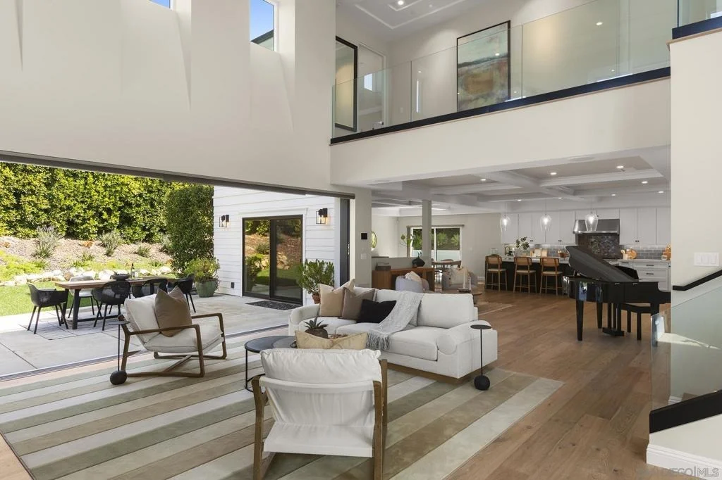 Photo of 6989 Paseo Laredo