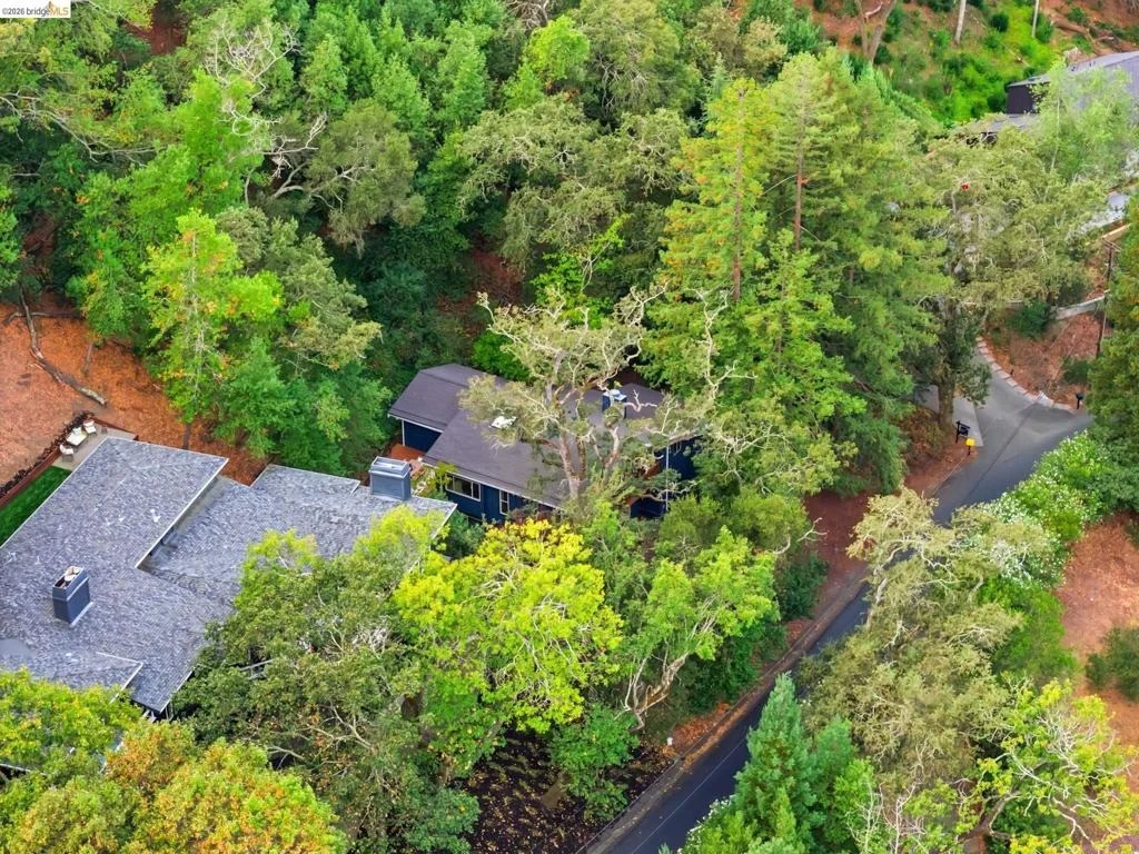 Photo of 857 A Mountain View Drive