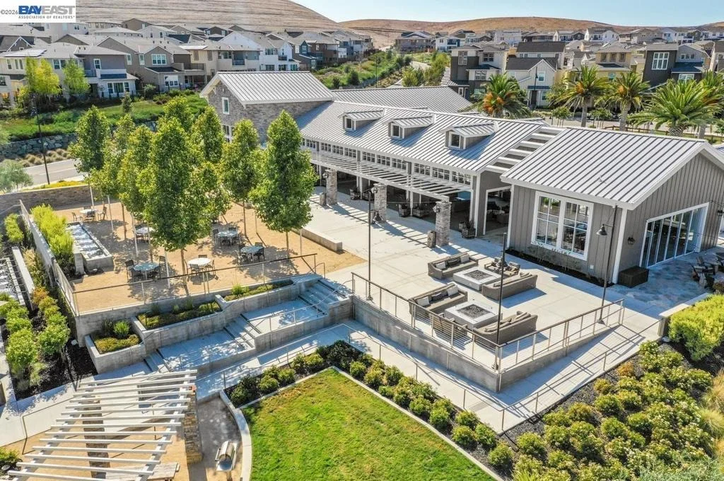 Photo of 4176 Healdsburg Way