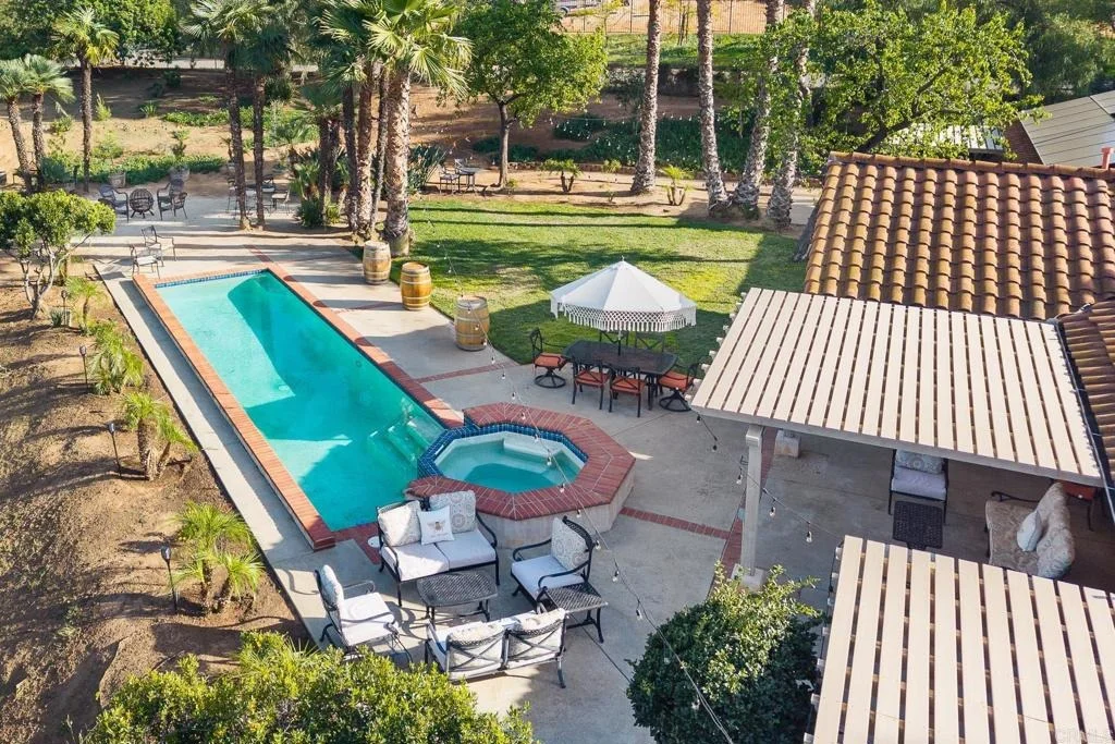 Photo of 30349 Cool Valley Lane