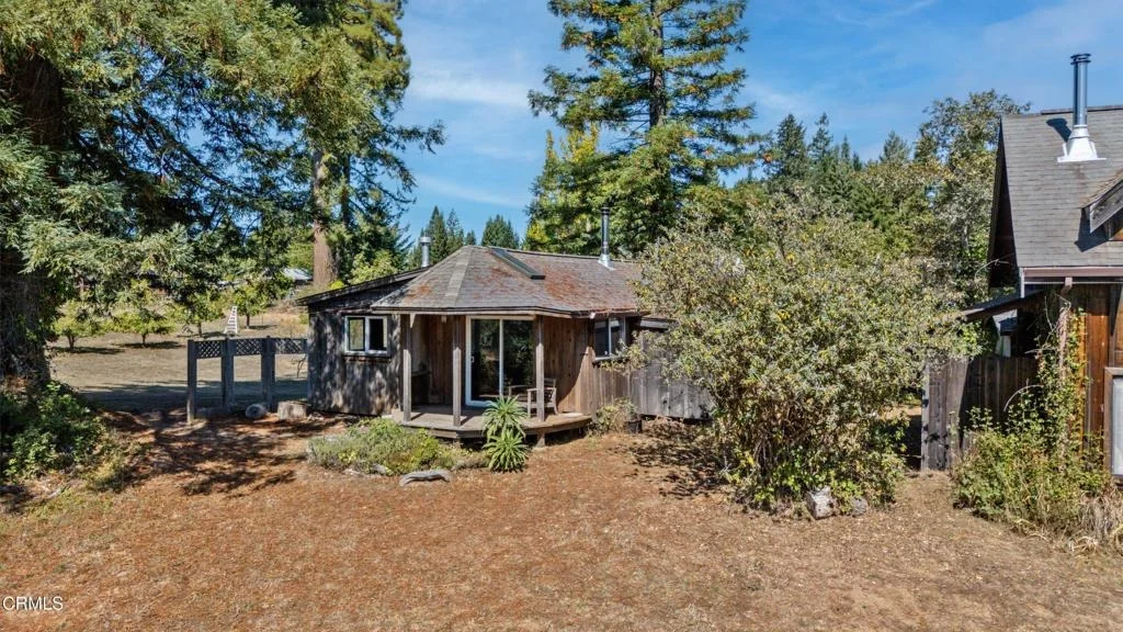 Photo of 28580 Comptche Ukiah Road