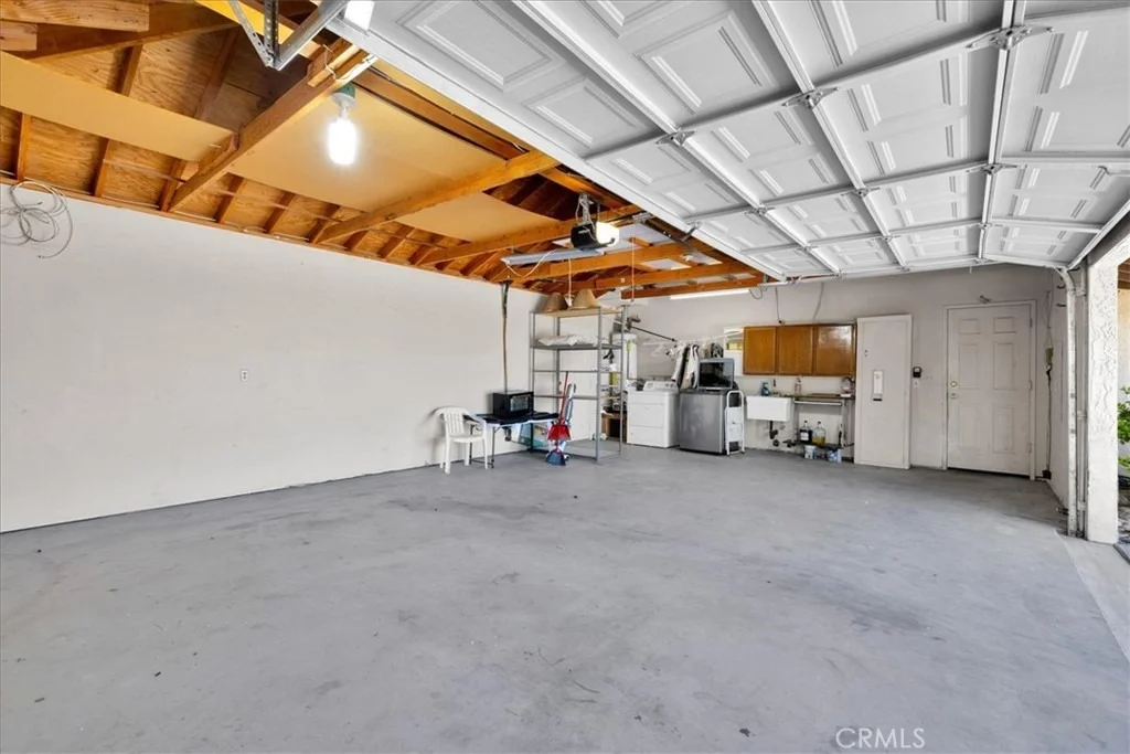 Photo of 8802 Rubidoux Avenue