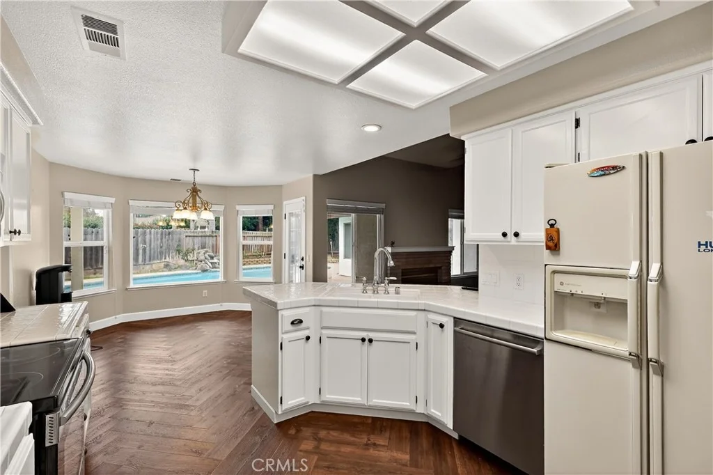 Photo of 724 Robin Drive