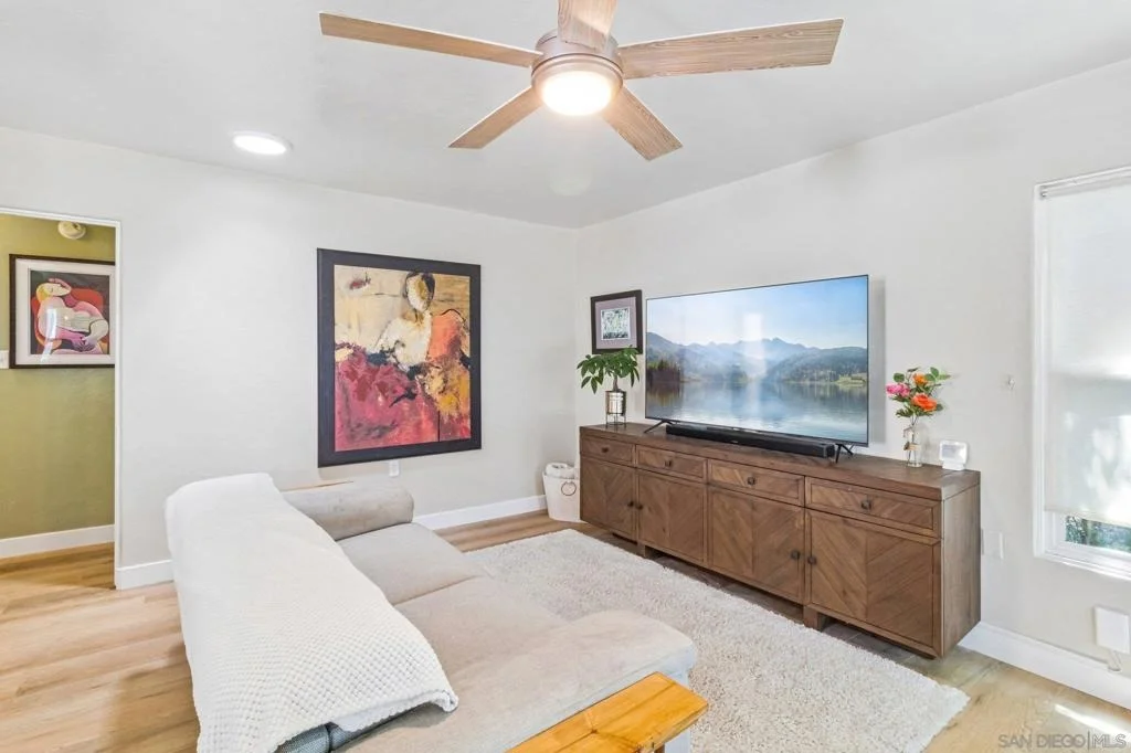 Photo of 8653 Washington Ave