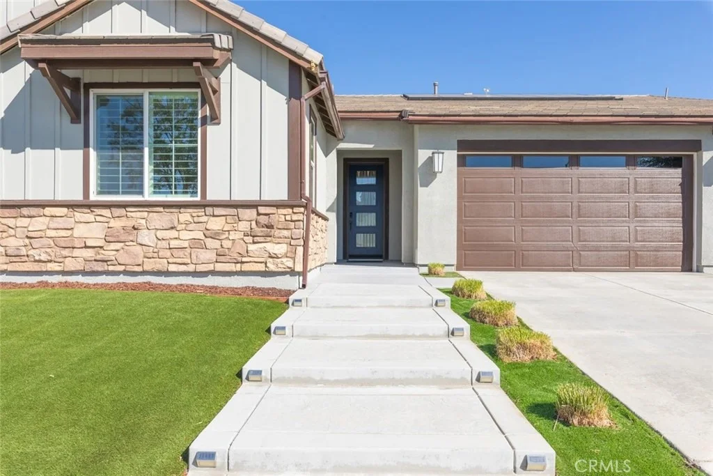 Photo of 29646 Saddlebred Circle