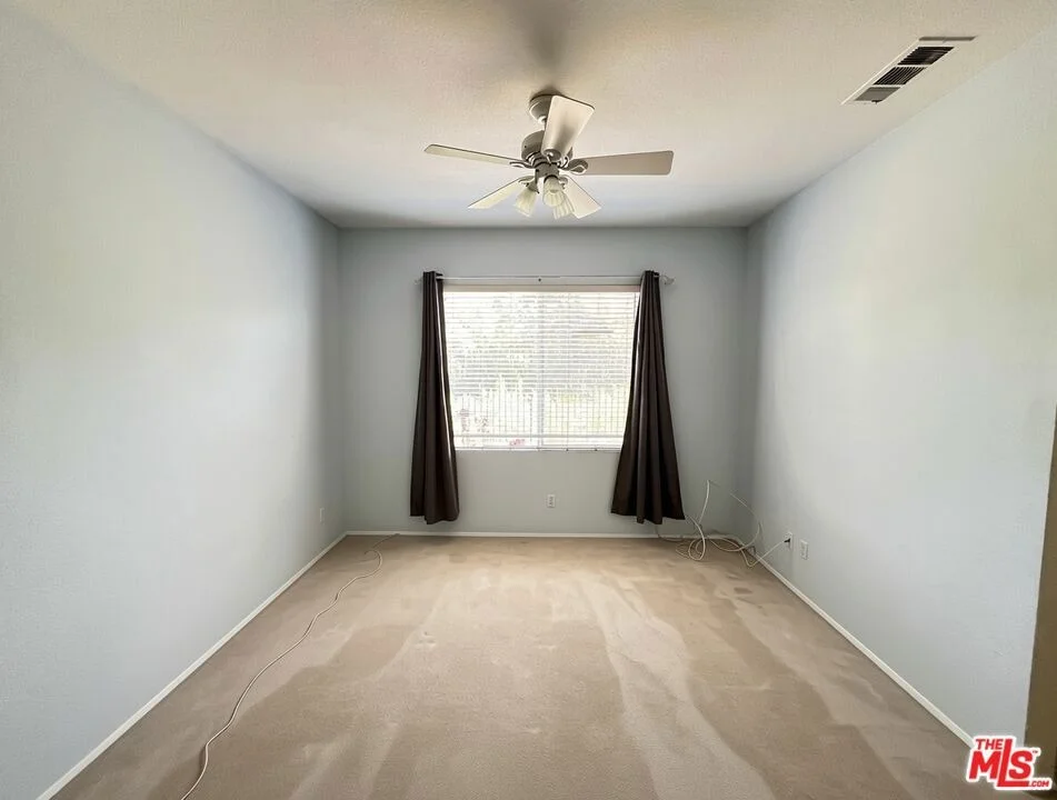 Photo of 27500 Parkside Drive