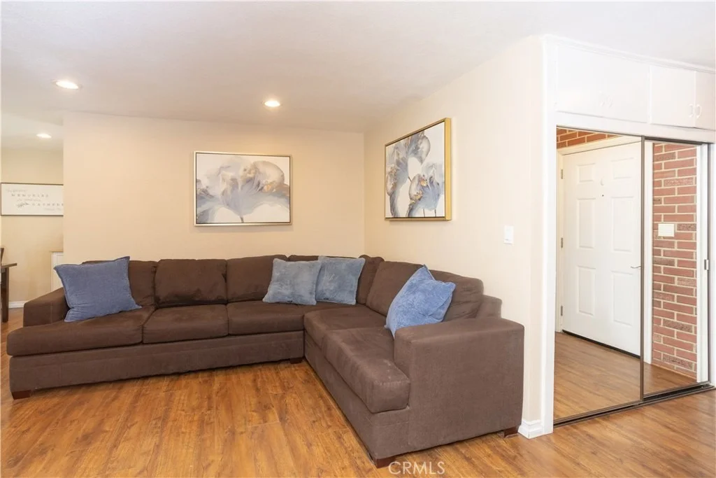 Photo of 1105 W Ash